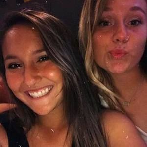 Meet your Posher, Caitlin